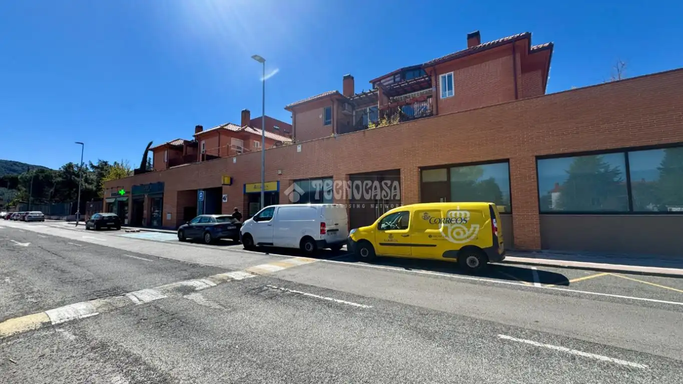 Vista exterior de Piso en venta en Moralzarzal con Calefacción, Terraza y Trastero