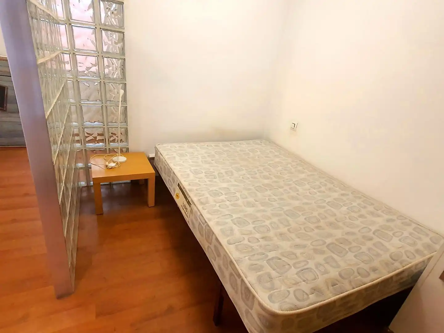 Study for rent in Carrer Carrer Jaume Fabra, El Poble Sec - Parc de Montjuïc