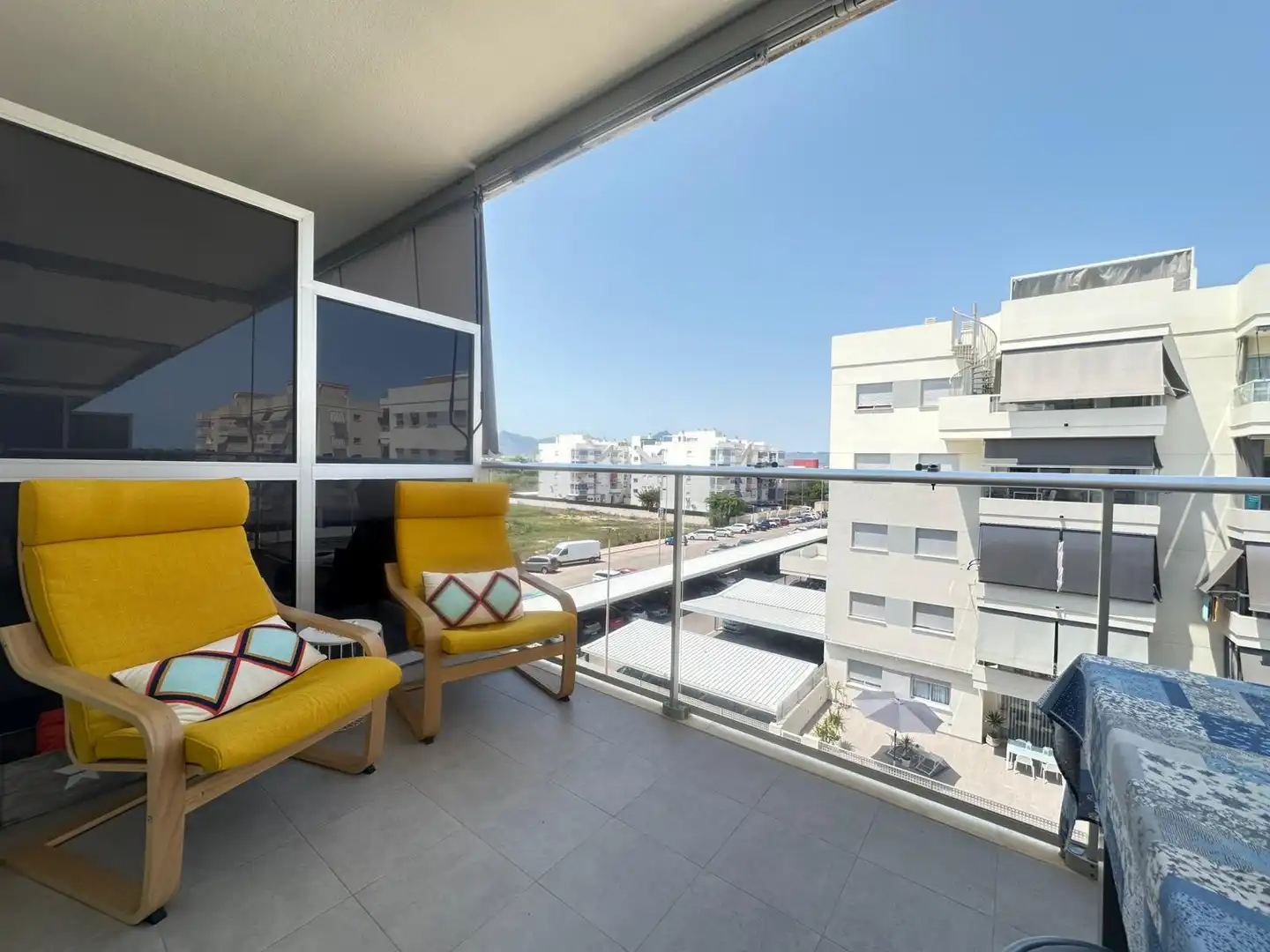 Terrassa de Apartament de lloguer en Daimús amb Moblat, Balcó i Piscina comunitària