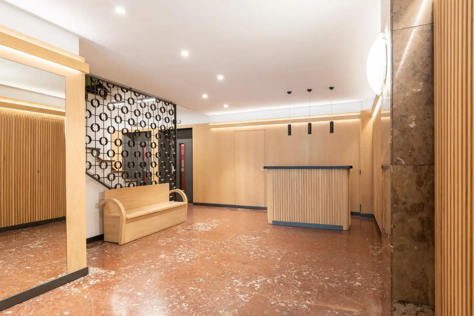 Piso con terraza en venta en ROGER DE FLOR, imagen 3