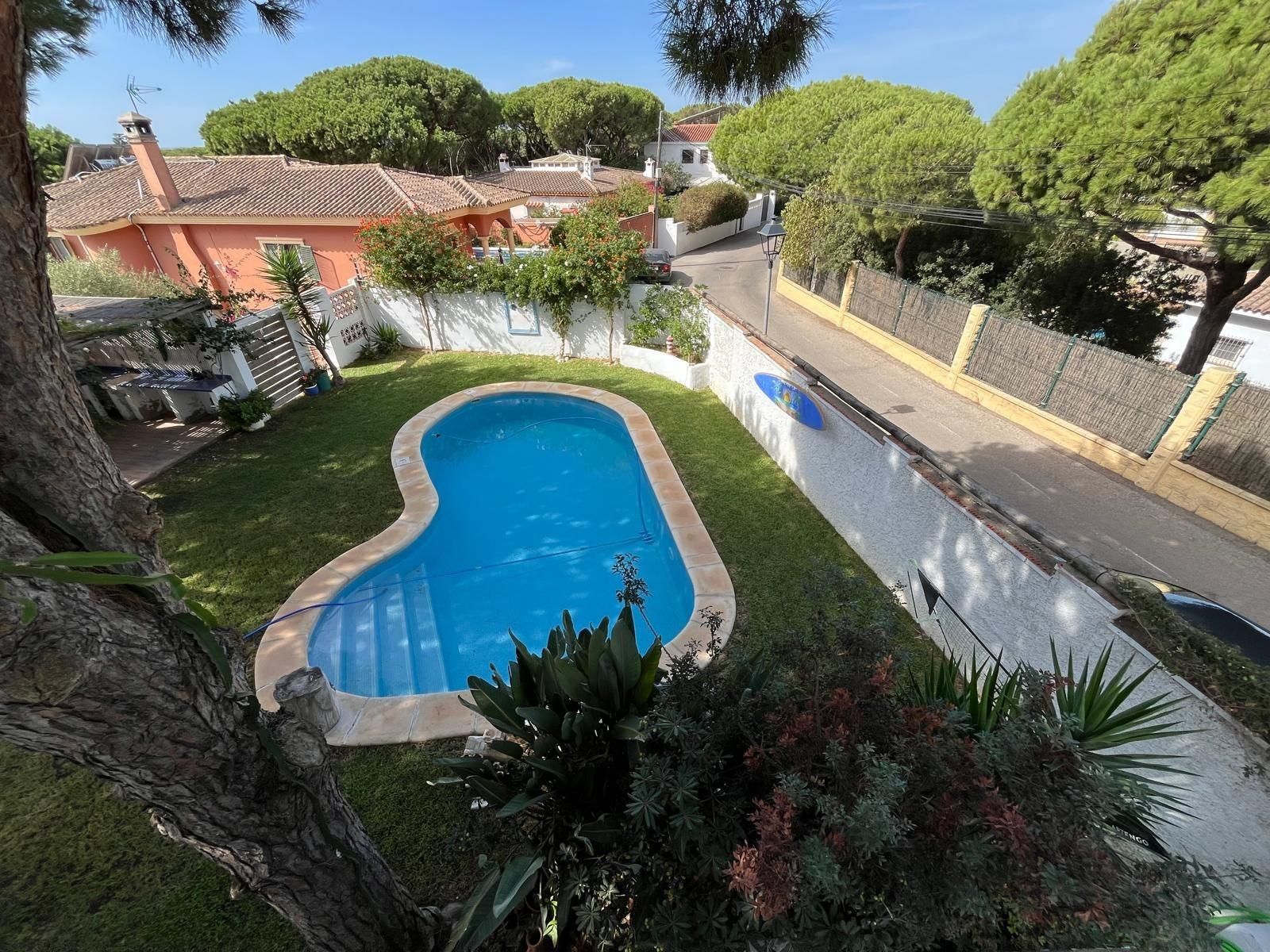 Piscina de Casa o xalet en venda en Chiclana de la Frontera