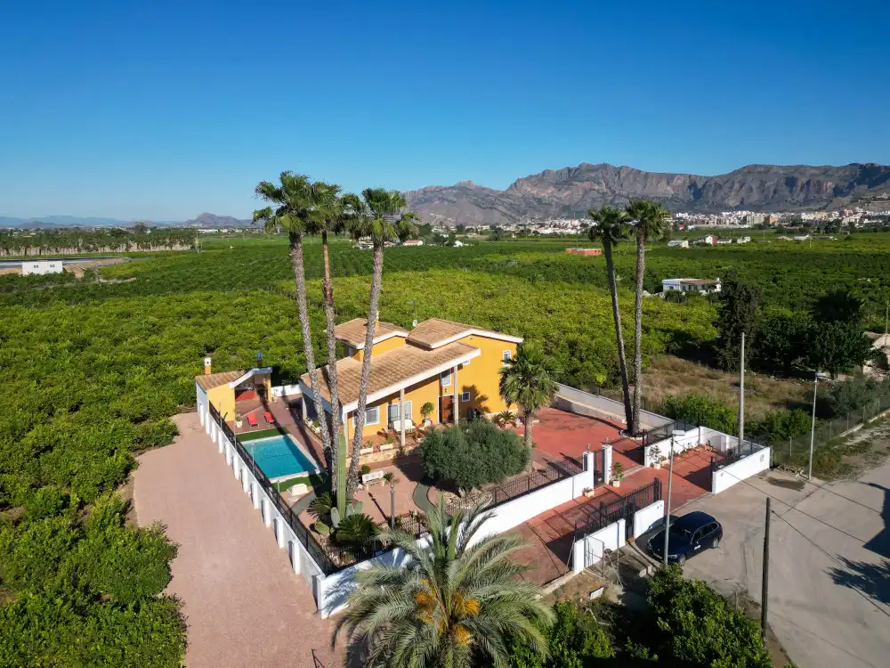 Vista exterior de Casa o xalet en venda en Orihuela