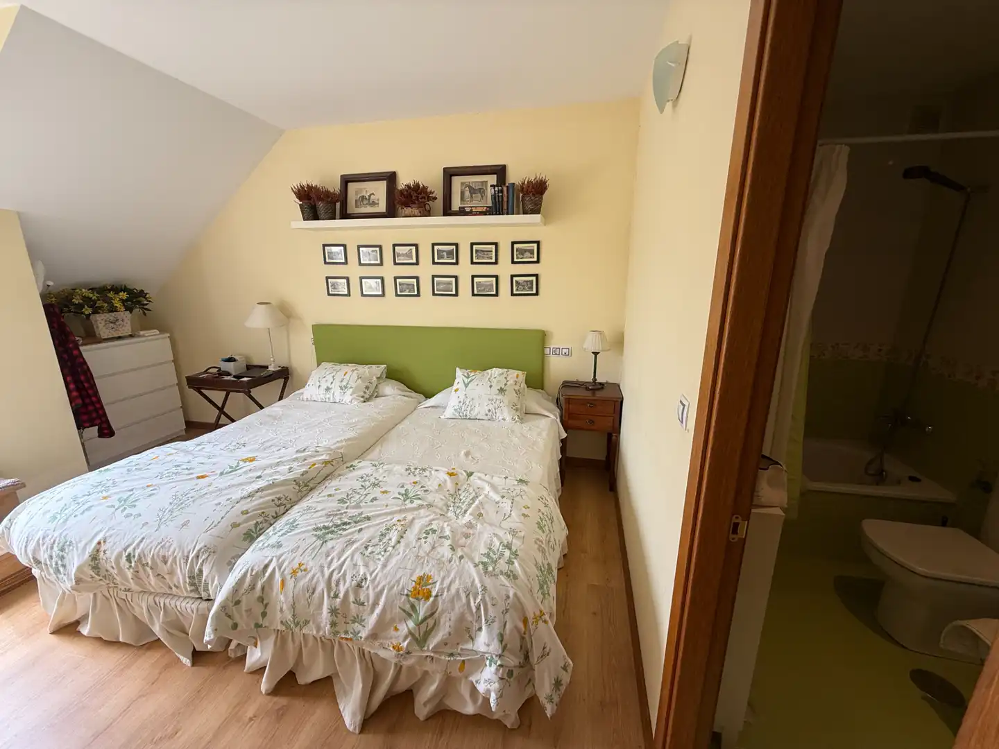 Bedroom of Attic for sale in Navia  with Heating, Parquet flooring and Terrace