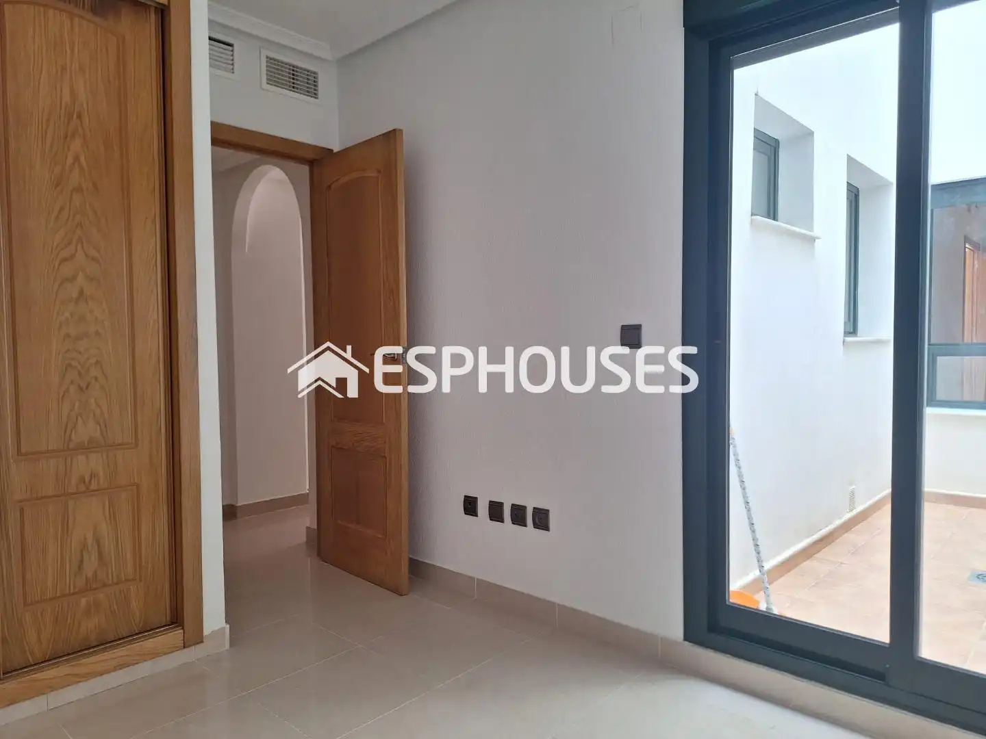 Apartamento en venta en Guardamar del Segura con Balcón