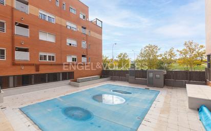 Piscina de Apartament en venda en Alcobendas amb Terrassa i Piscina