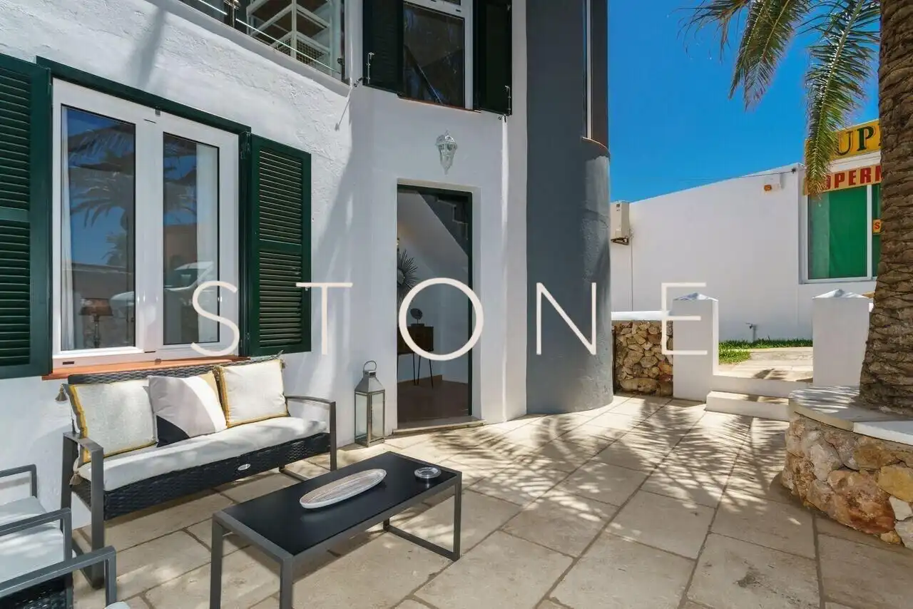 Adosado en venta en Cala Blanca