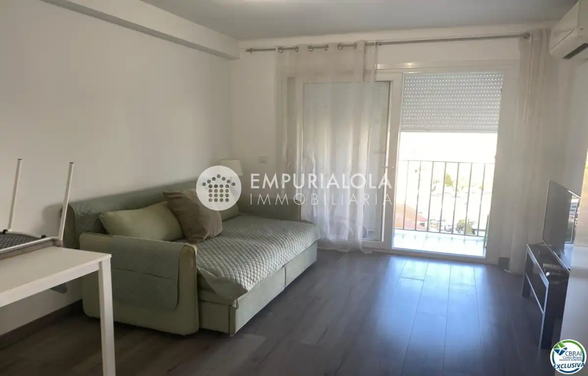 Habitación de Estudio en venta en Empuriabrava con Aire acondicionado y Amueblado