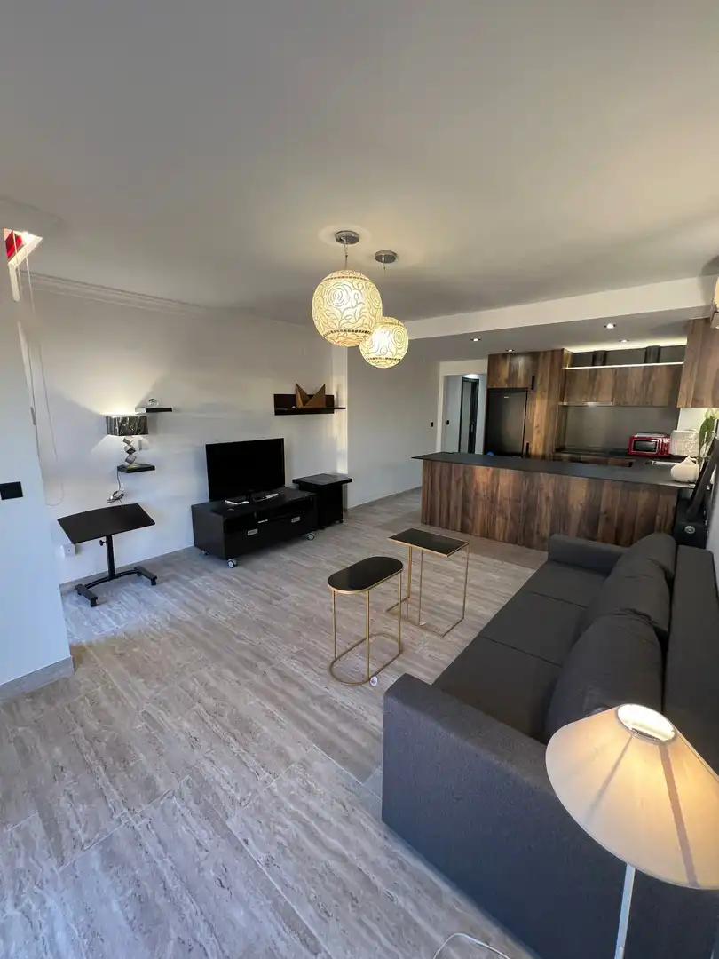 Flat for rent in Calle Escritor Miguel Toro, Barrio de Zaidín