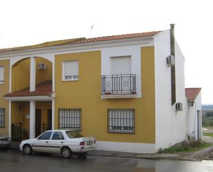 Vista exterior de Casa adosada en venda en Hornachos