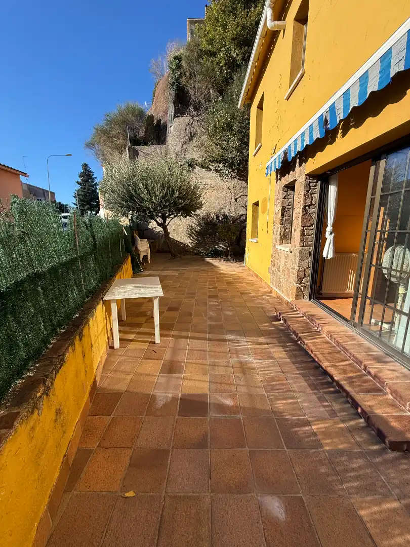 Casa adosada en venda a Carrer Narcís Monturiol, Sant Celoni