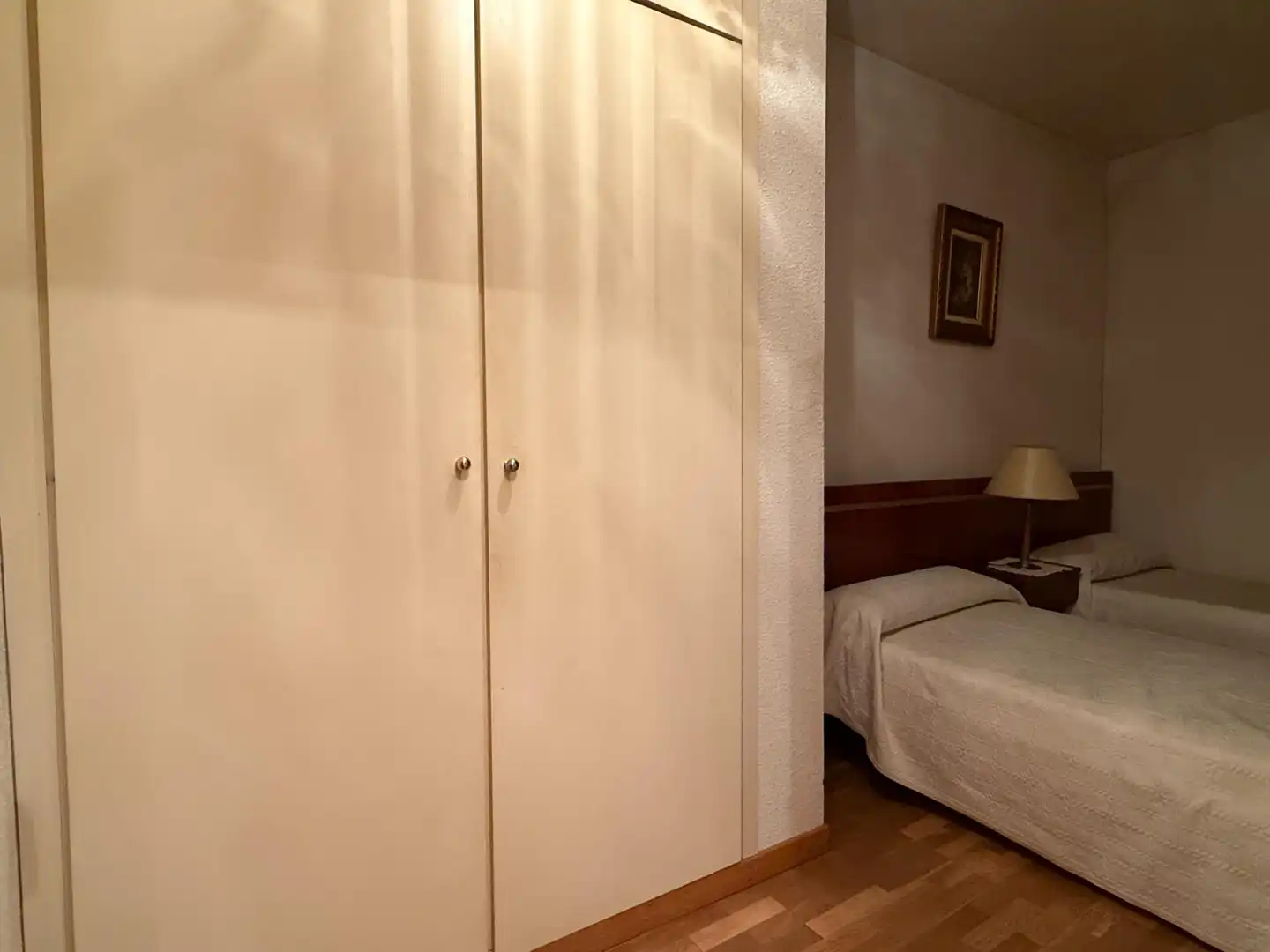 Habitación de Casa adosada en venta en Guadalajara con Calefacción, Terraza y Amueblado
