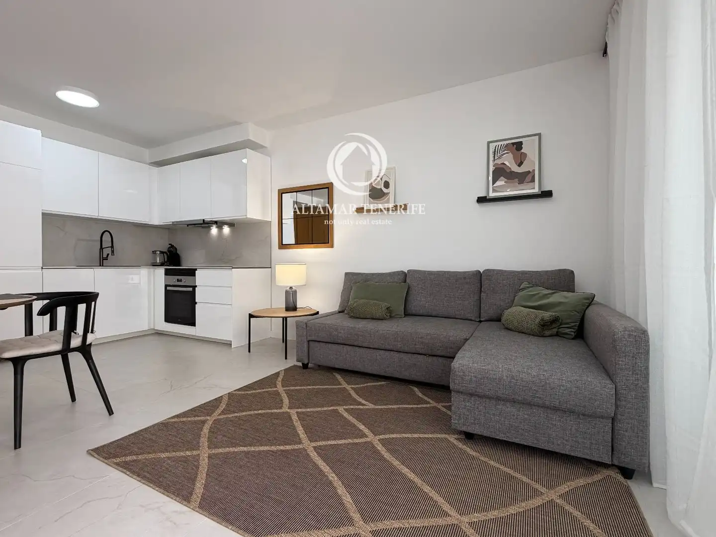 Wohnzimmer von Wohnungen zur Miete in Adeje mit Terrasse, Schwimmbad und Möbliert