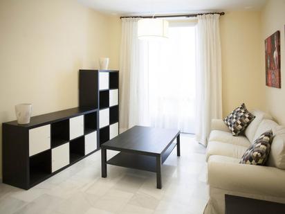 Living room of Apartment to rent in  Cádiz Capital  with Furnished, Oven and Washing machine