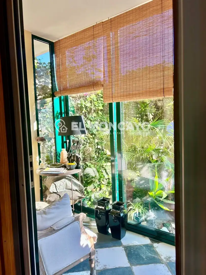Jardí de Casa adosada en venda en Orihuela amb Aire condicionat, Calefacció i Jardí privat