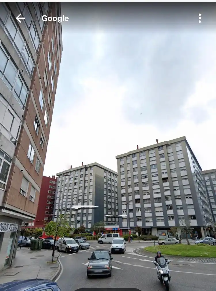 Vista exterior de Local en venta en Vigo 