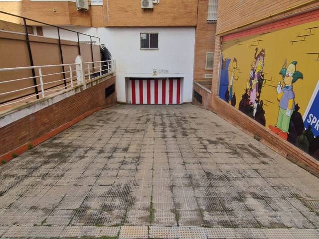 Garaje en Venta en Calle del Bachiller, 7L en Nuevo Parque - Los Rosales - Tráfico Pesado