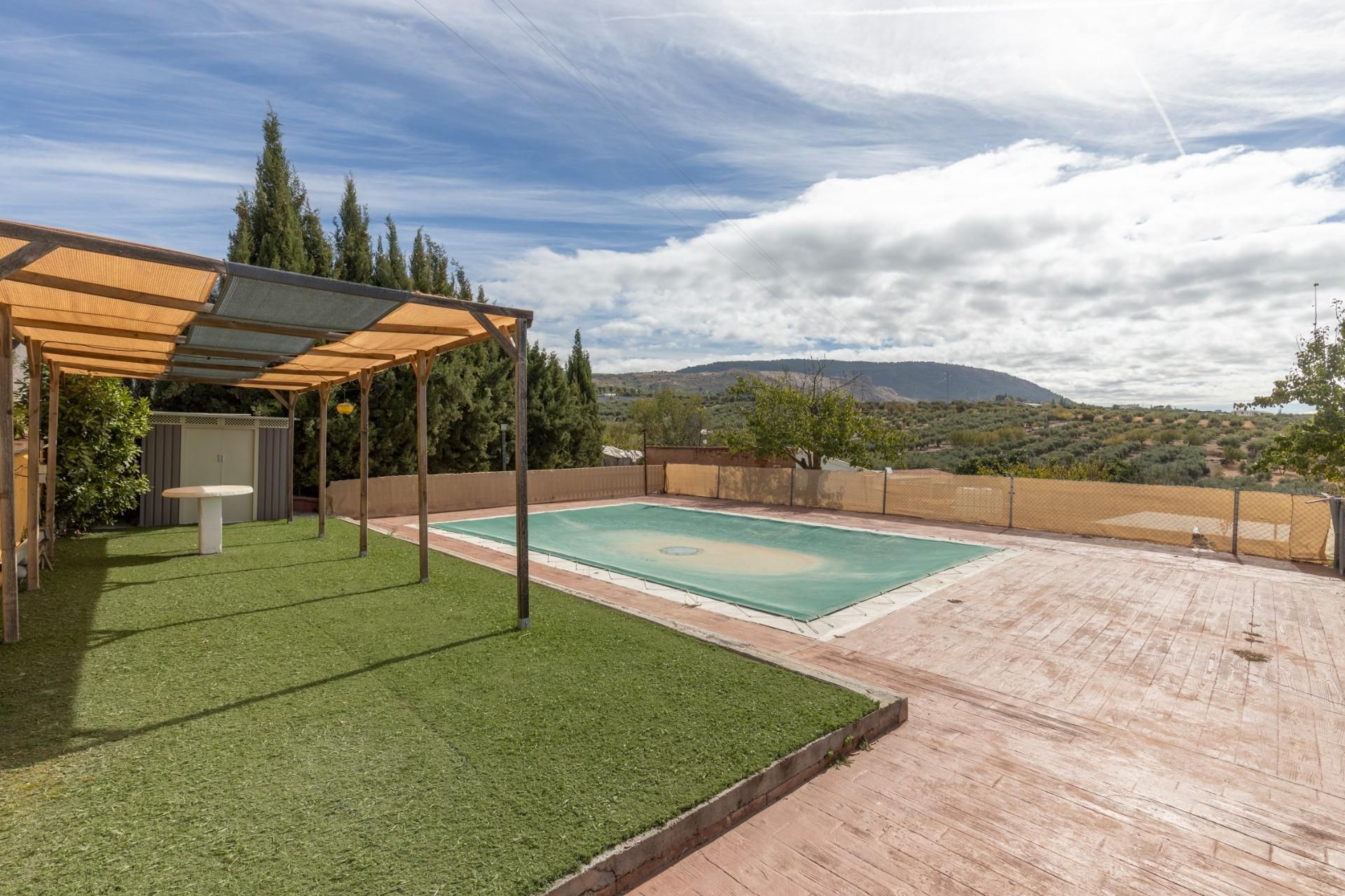 Swimming pool of House or chalet for sale in Cogollos de la Vega  with Private garden, Terrace and Swimming Pool