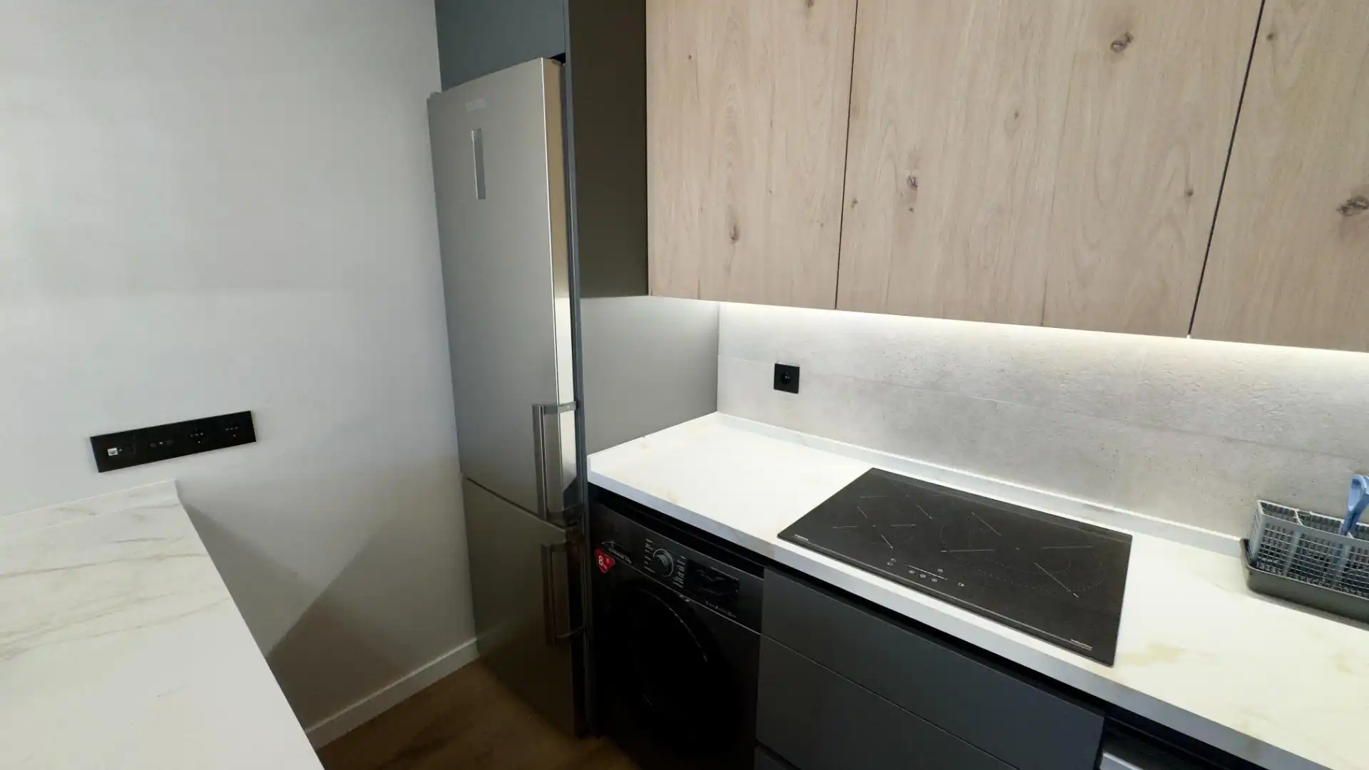 Kitchen of Flat for rent in Granada  with Air Conditioner, Heating and Terrace