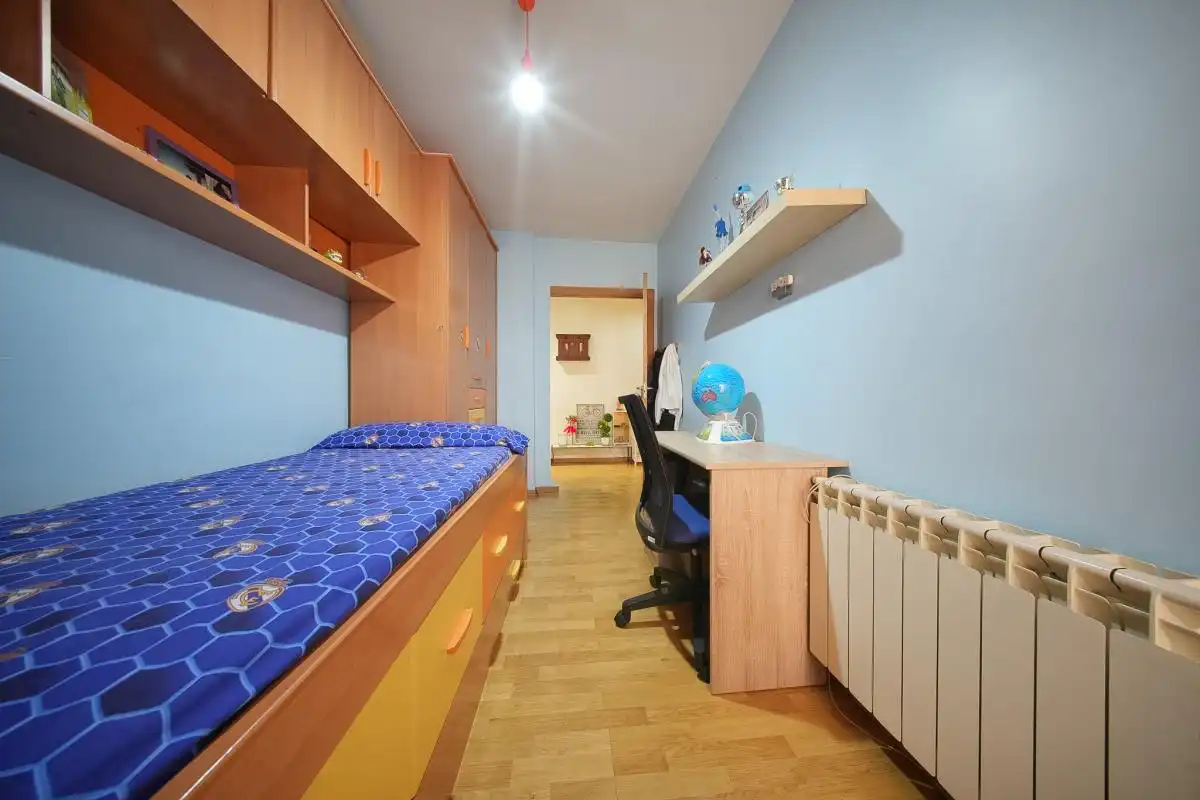 Bedroom of Flat for sale in Madrid  with Heating