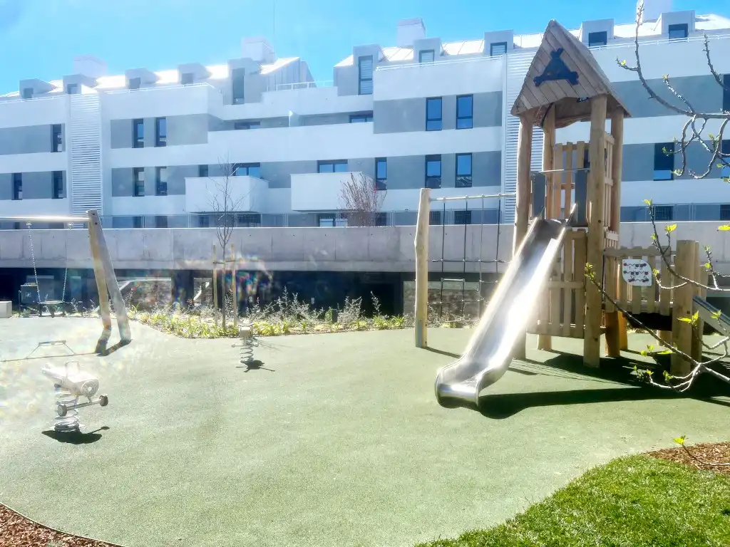 Terrasse von Wohnung zur Miete in Cobeña mit Klimaanlage, Heizung und Terrasse