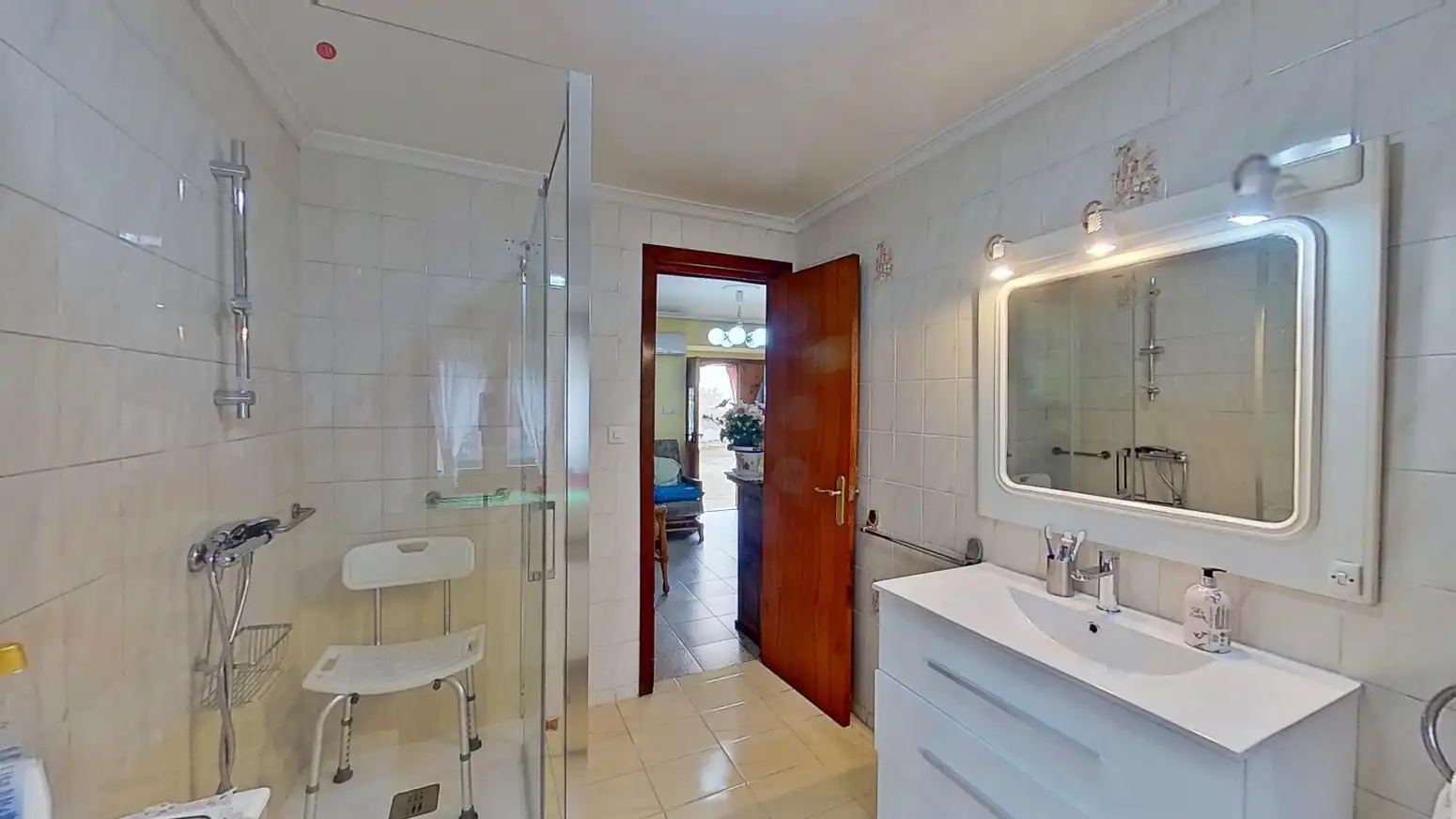 Bathroom of Detached homes for sale in Valderredible  with Heating, Private garden and Storage room