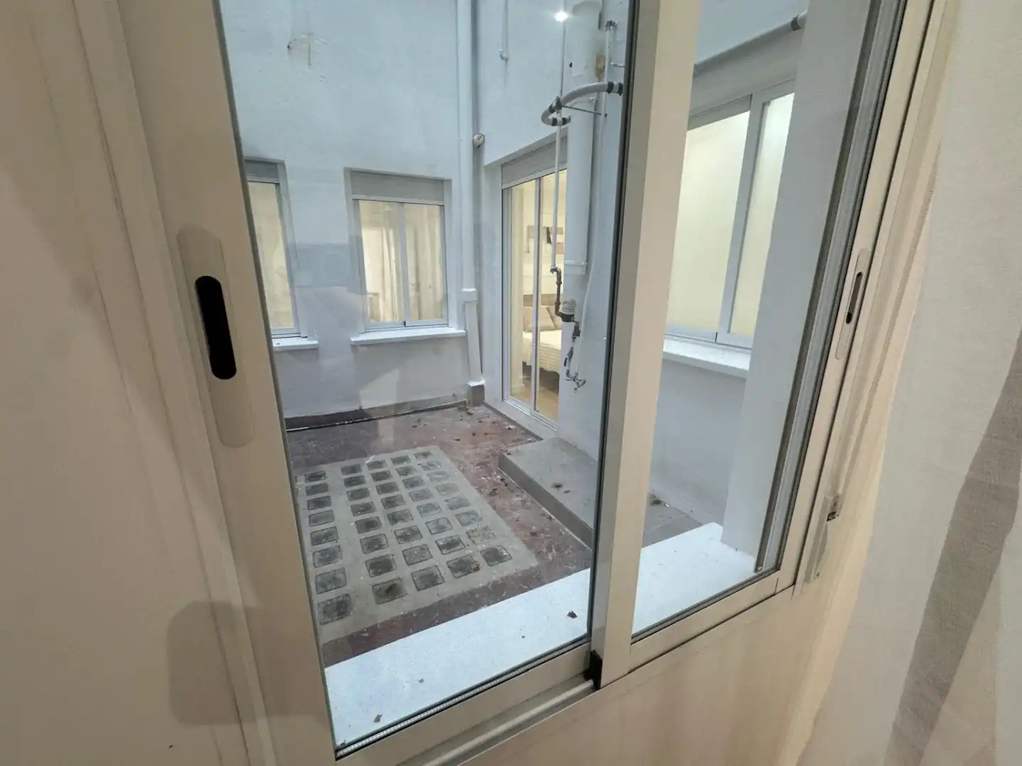 Terraza de Piso en venta en Castellón de la Plana / Castelló de la Plana con Terraza y Amueblado
