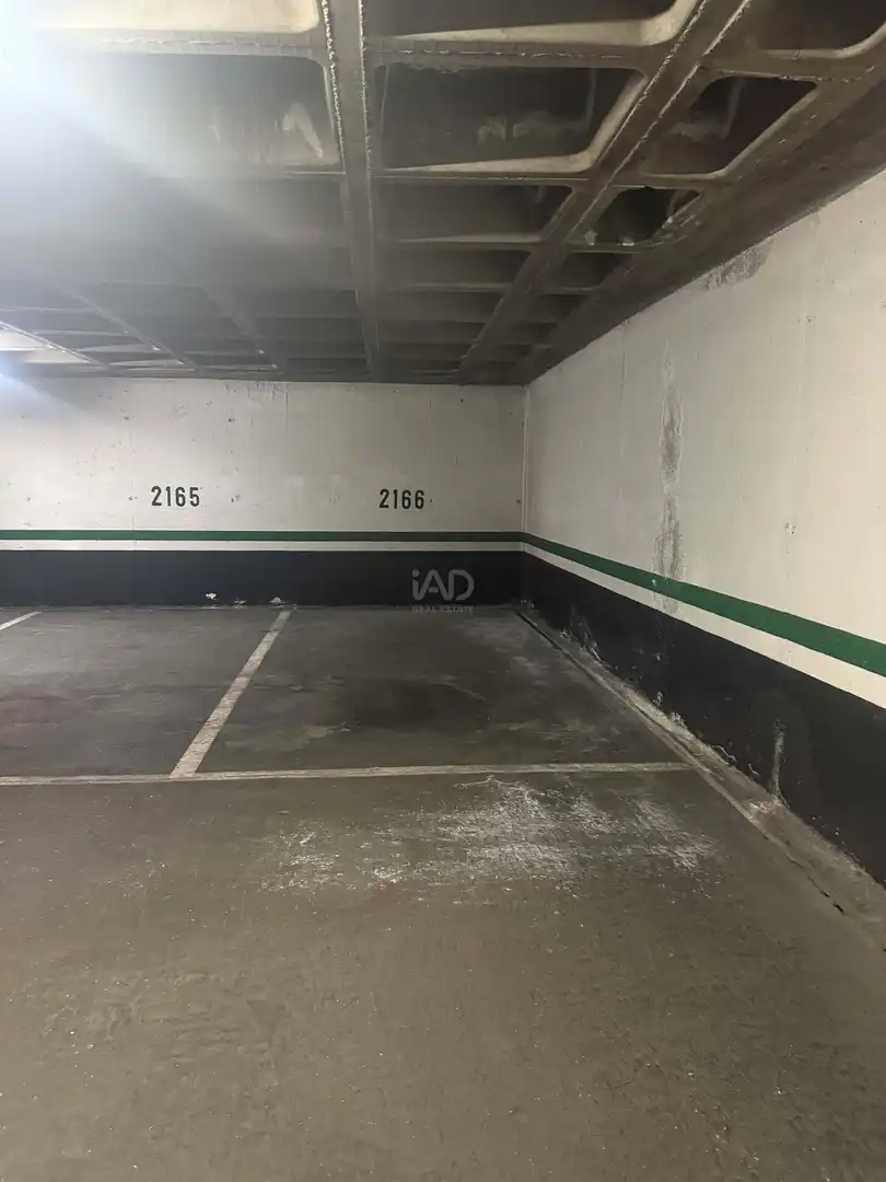 Parking de Piso en venta en Madrid con Aire acondicionado y Terraza