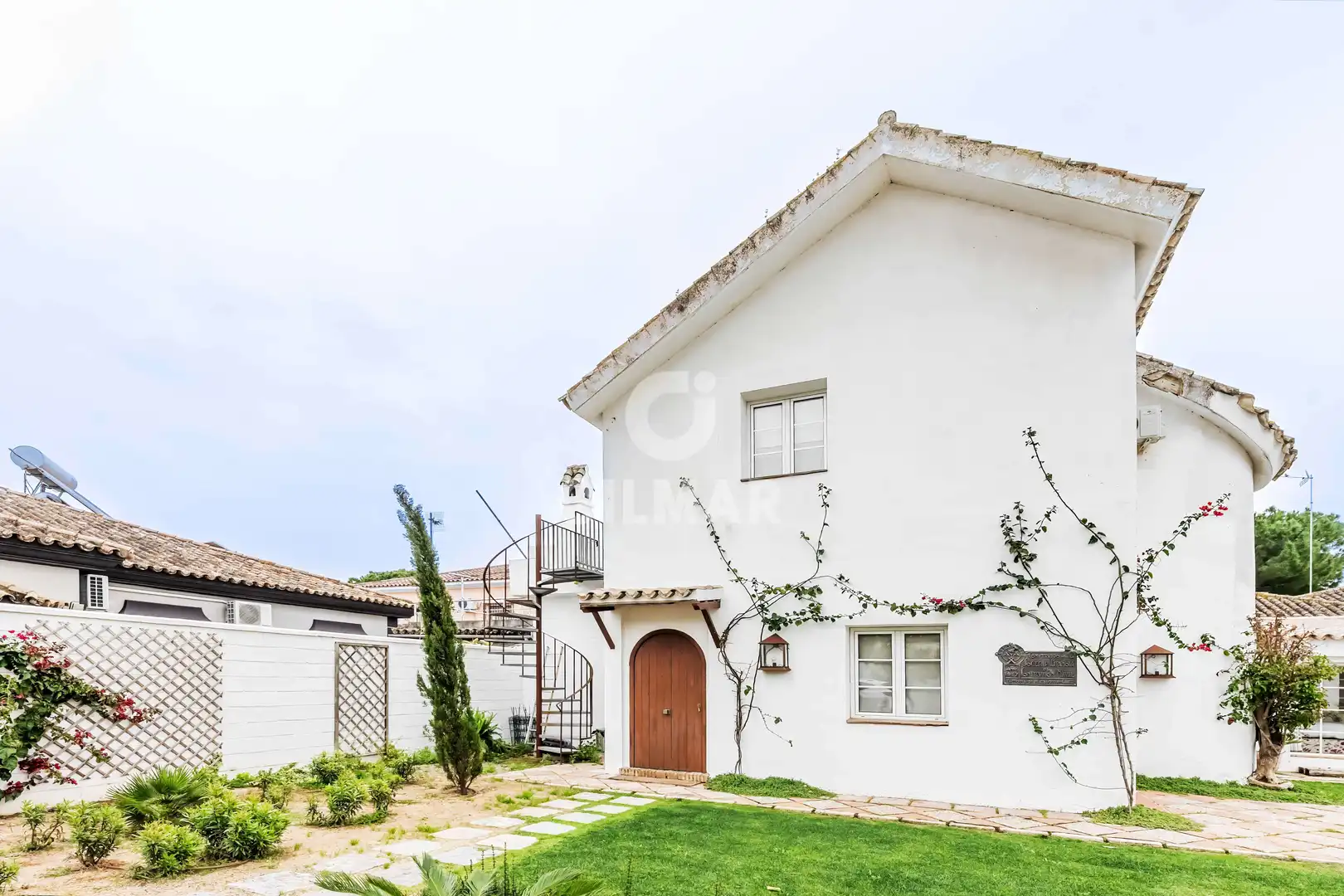 Vista exterior de Casa o chalet en venta en El Puerto de Santa María con Calefacción, Jardín privado y Piscina