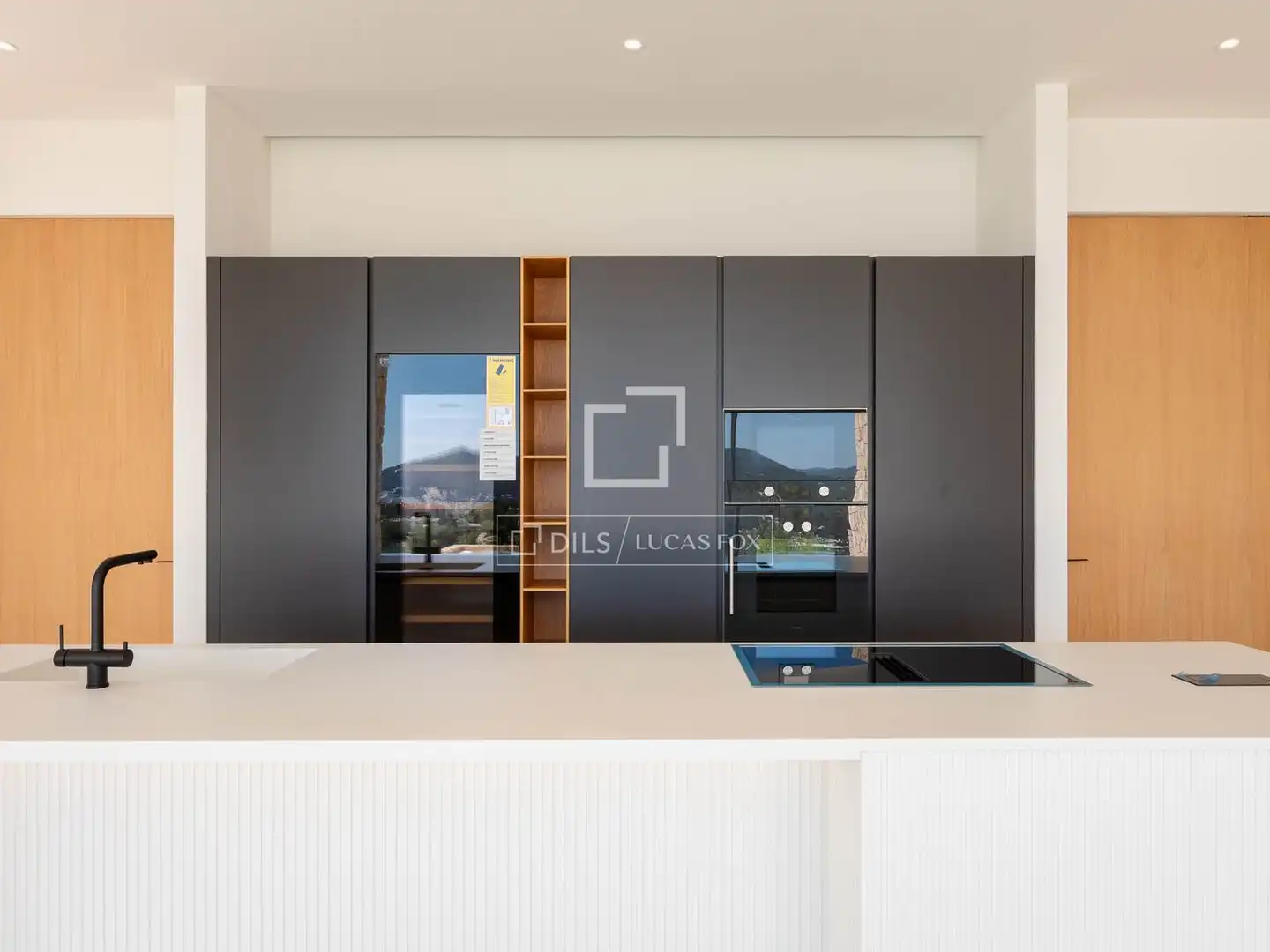 Cocina de Casa o chalet en venta en Santa Eulària des Riu con Aire acondicionado, Jardín privado y Terraza