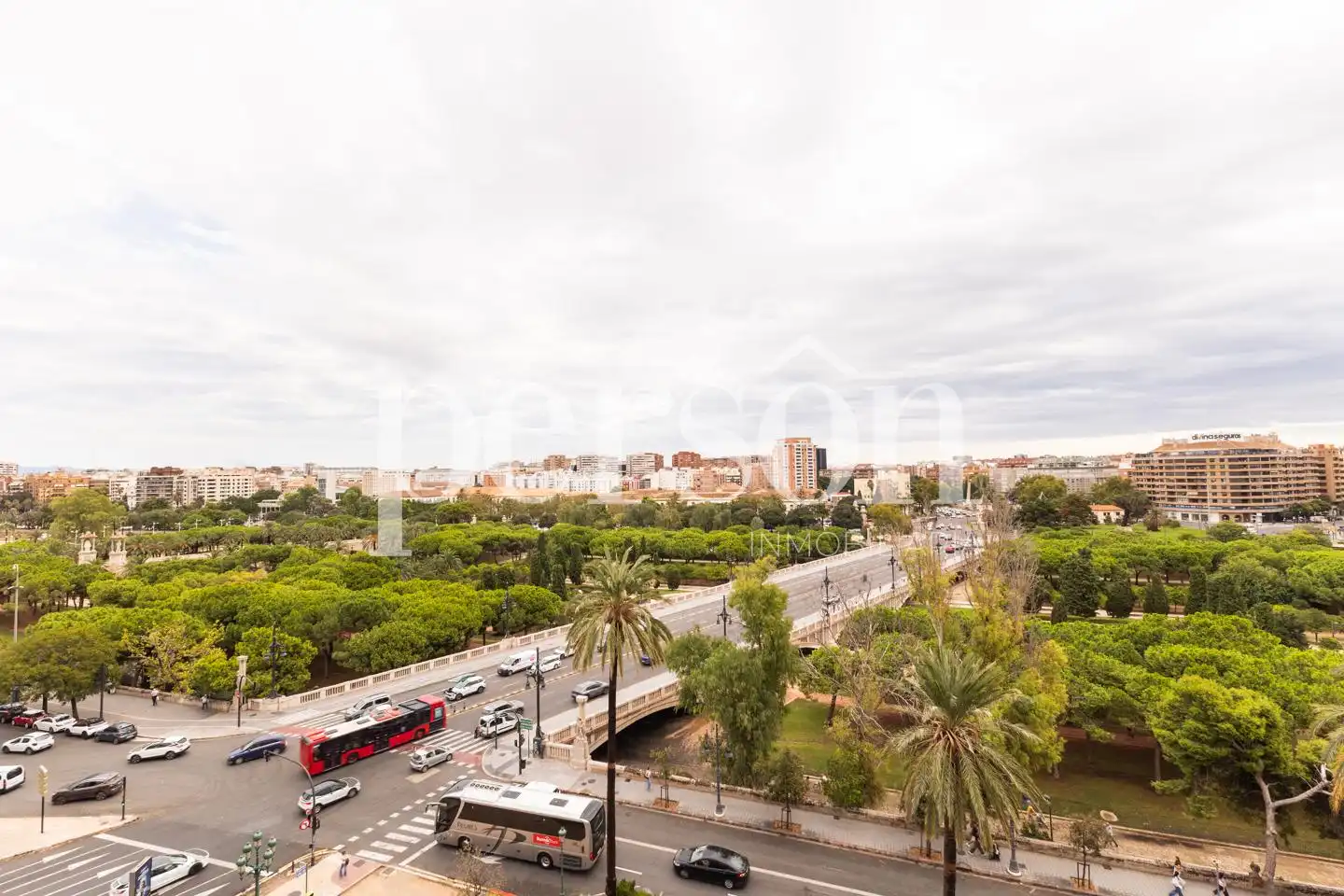 Flat with terrace to rent in L'Eixample, imagen 6
