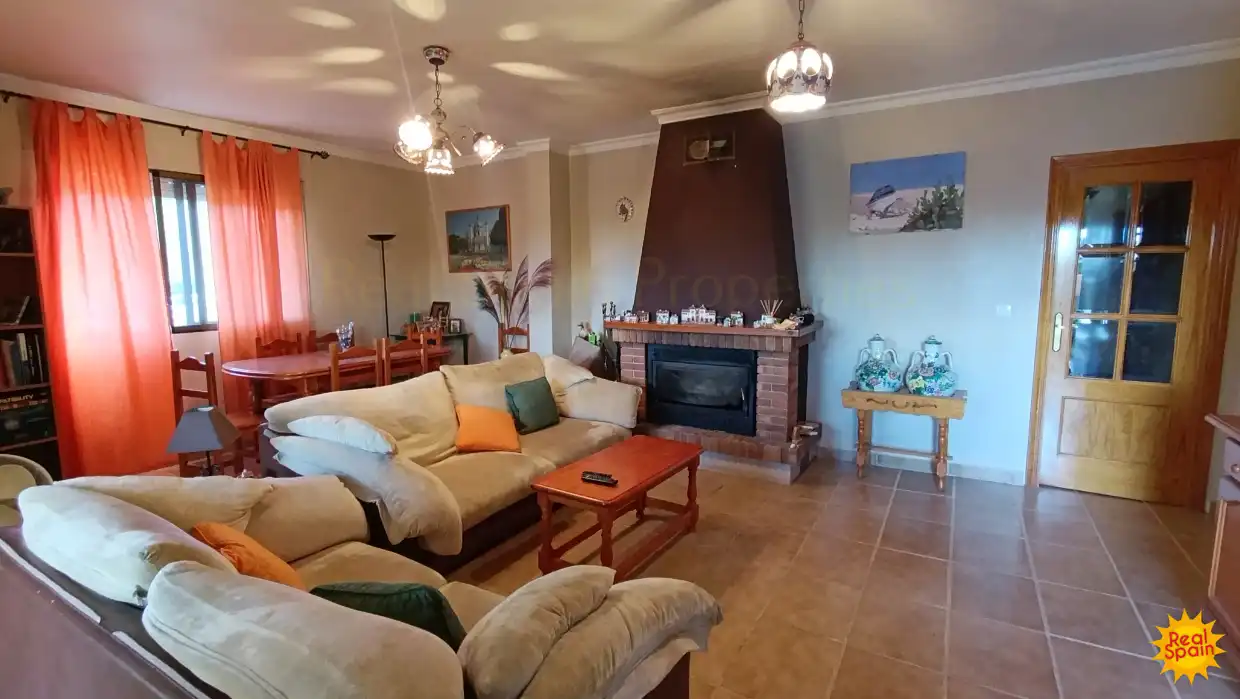 Sala d'estar de Finca rústica en venda en Lorca amb Piscina i Balcó