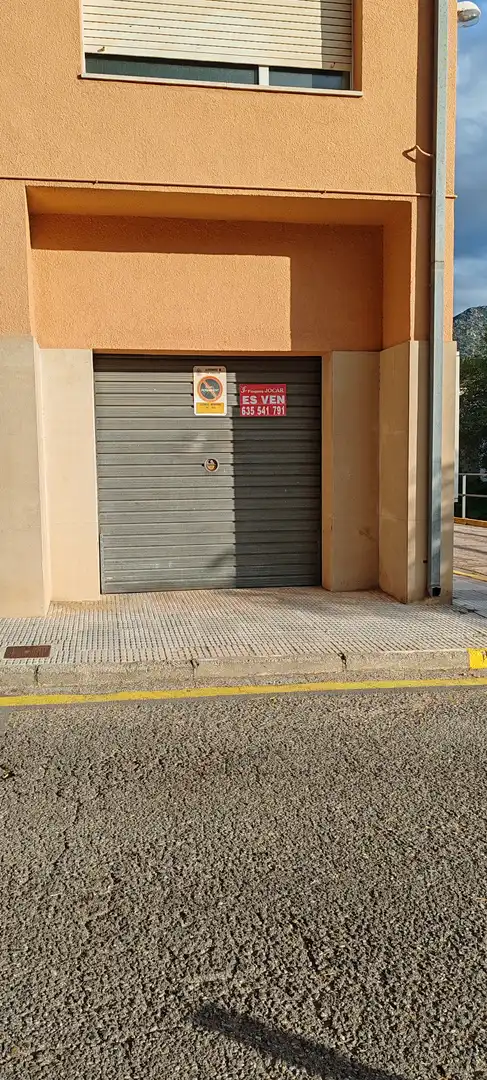 Einzelparkplatz mit Aufzug zum Verkauf in Carrer Arnau Mata, imagen 3