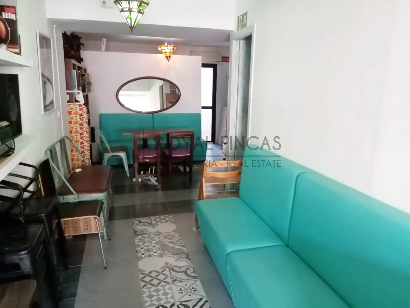 Sala de estar de Estudio en venta en Benalmádena con Aire acondicionado, Terraza y Amueblado