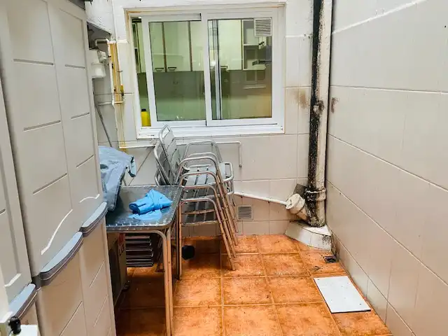 Cocina de Piso en venta en Barcelona con Calefacción y Horno
