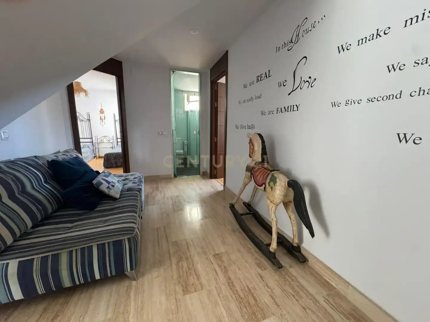 Maisonette zum Verkauf in Mijas mit Klimaanlage, Privatgarten und Abstellraum