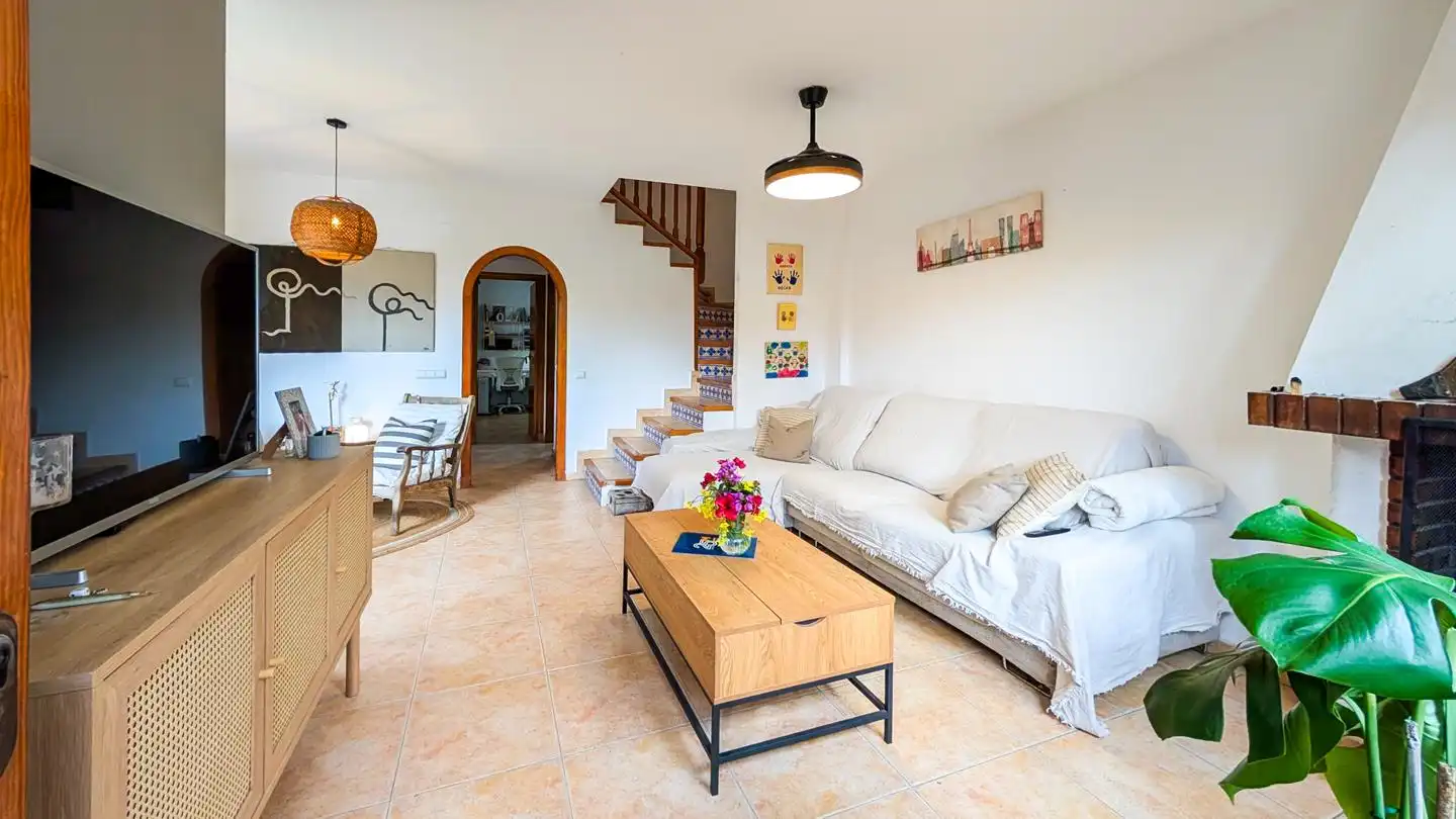 Living room of Detached homes for sale in Santa Pola  with Air Conditioner, Private garden and Terrace