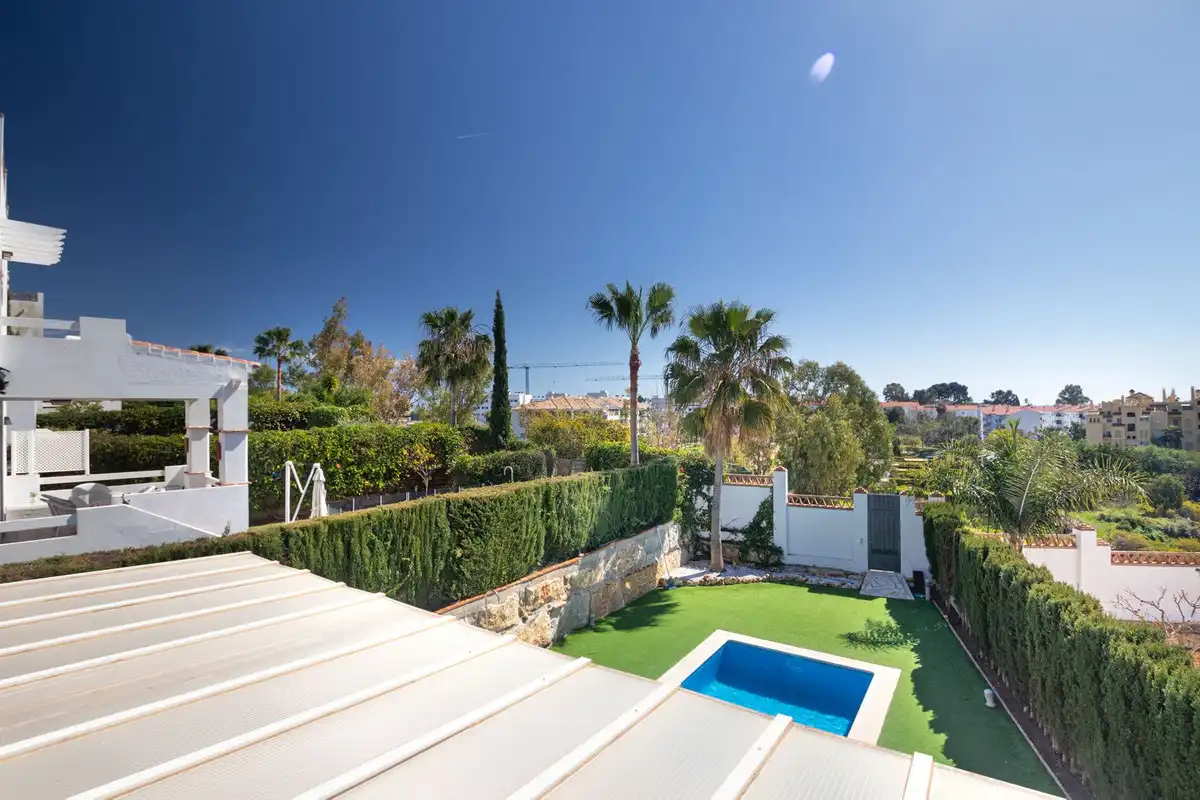Casa amb piscina en venda a Selwo, imagen 4