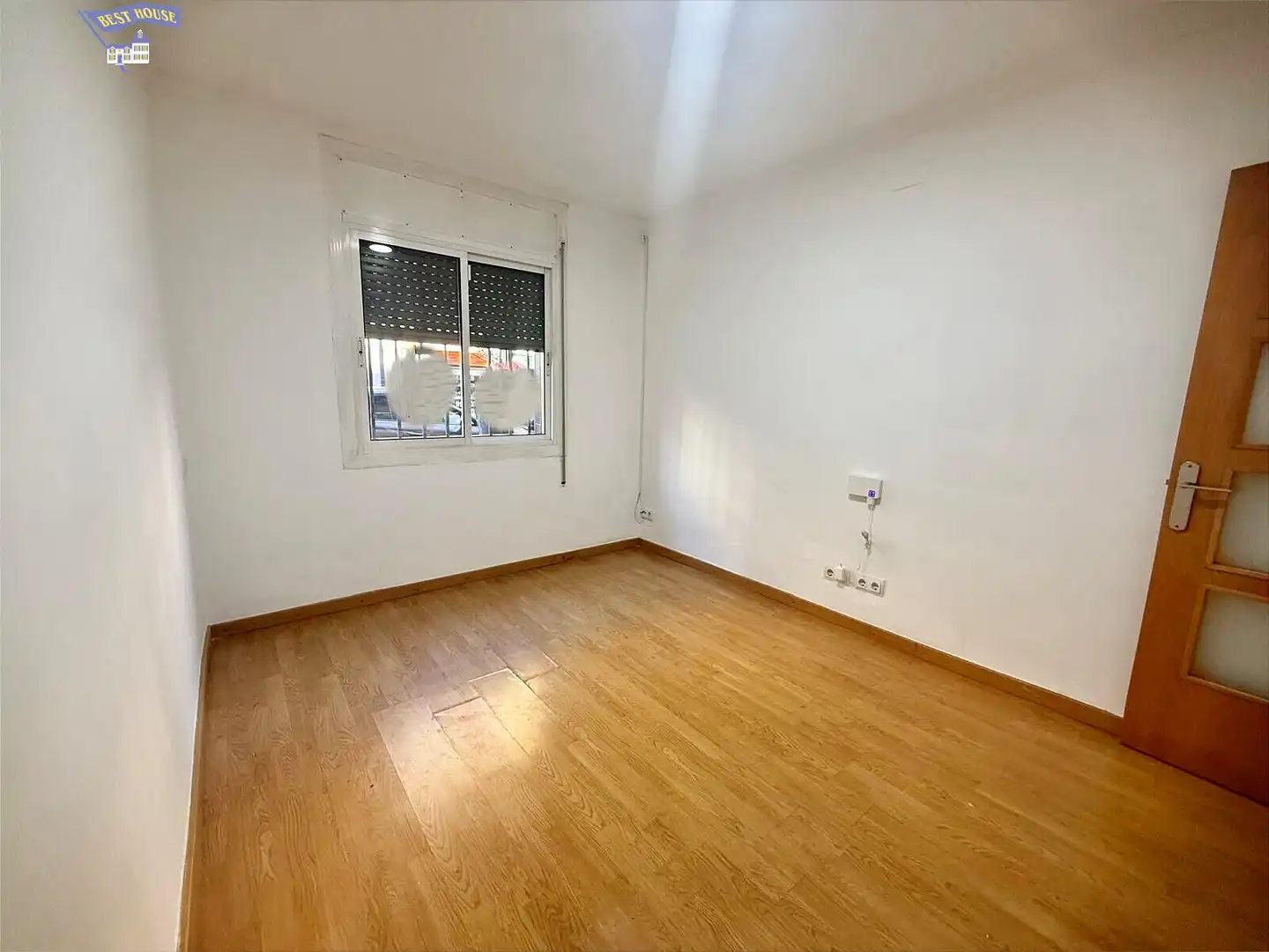 Dormitori de Planta baixa en venda en Ripollet amb Parquet