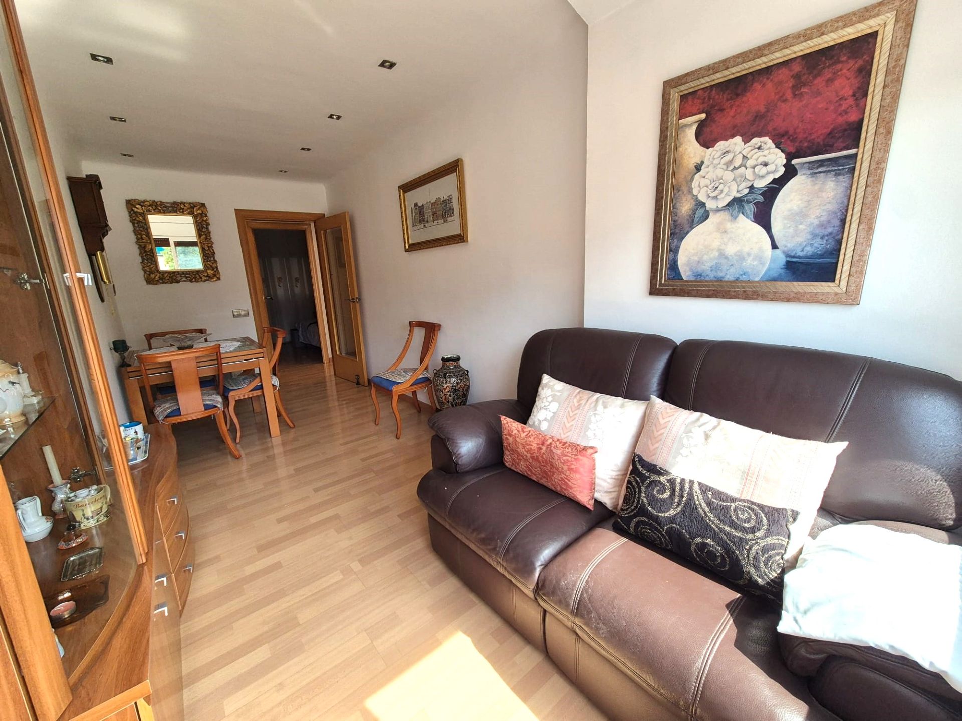 Living room of Flat for sale in  Barcelona Capital  with Parquet flooring and Oven