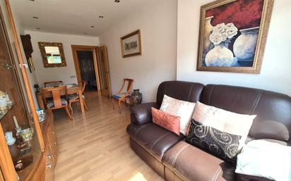 Living room of Flat for sale in  Barcelona Capital  with Parquet flooring and Oven