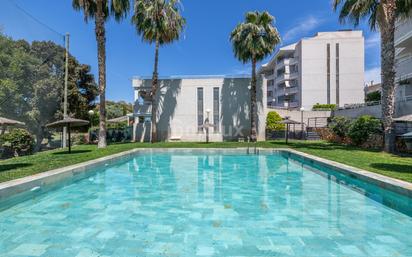 Piscina de Pis en venda en Alicante / Alacant amb Aire condicionat, Calefacció i Terrassa