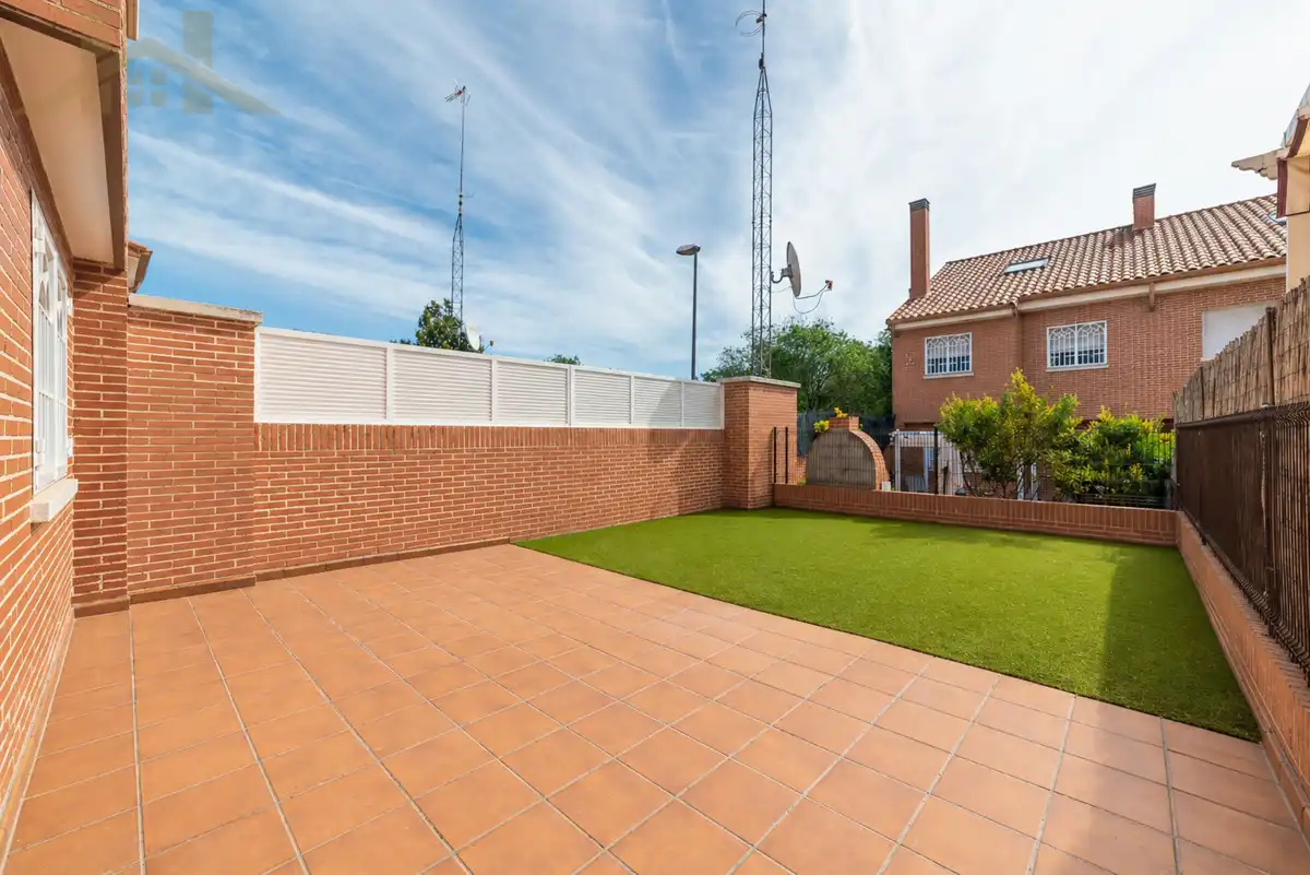 Terrace of Detached homes for sale in Valdemoro  with Air Conditioner, Heating and Private garden