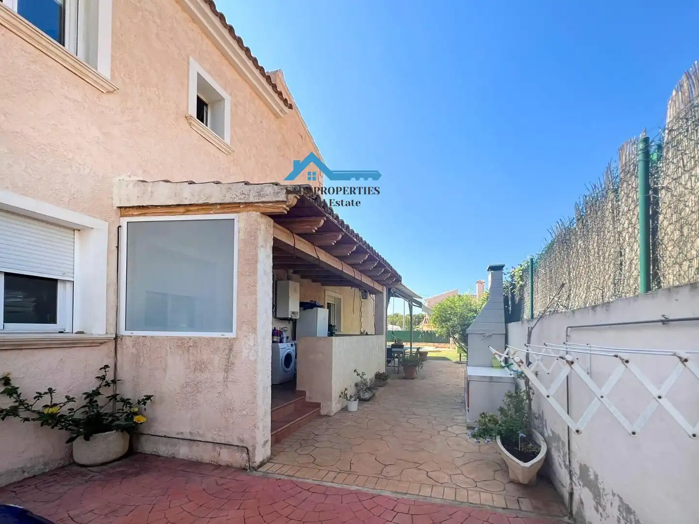 Vista exterior de Casa o chalet en venta en La Nucia con Aire acondicionado, Jardín privado y Terraza