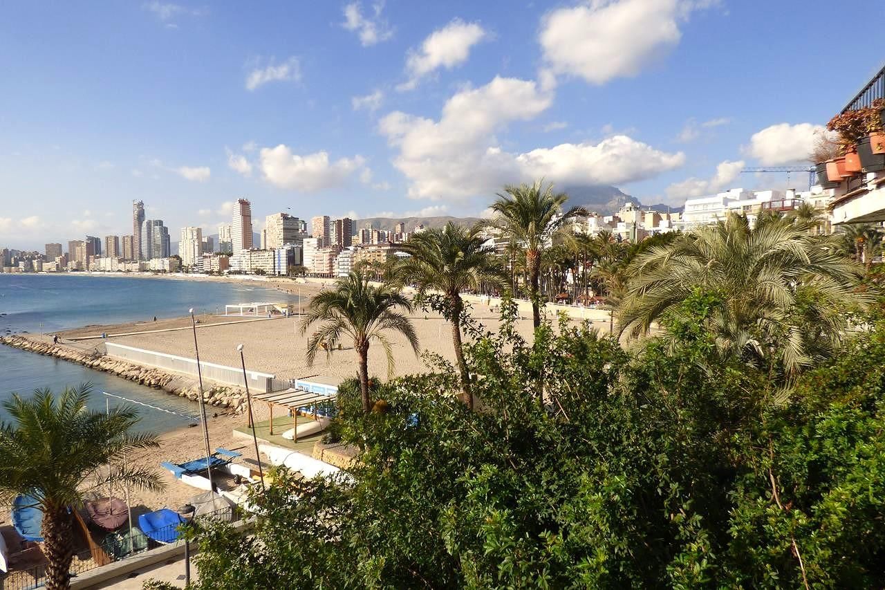 Vista exterior de Dúplex en venda en Benidorm