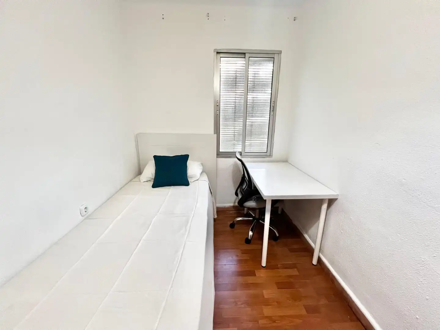 Habitación de Piso en venta en Málaga con Aire acondicionado