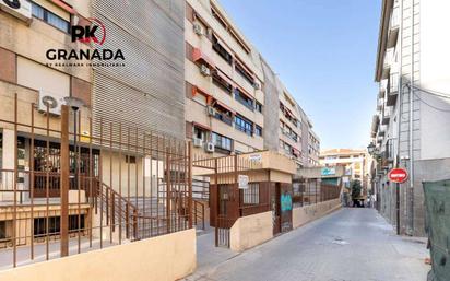 Exterior view of Flat for sale in  Granada Capital  with Air Conditioner and Terrace