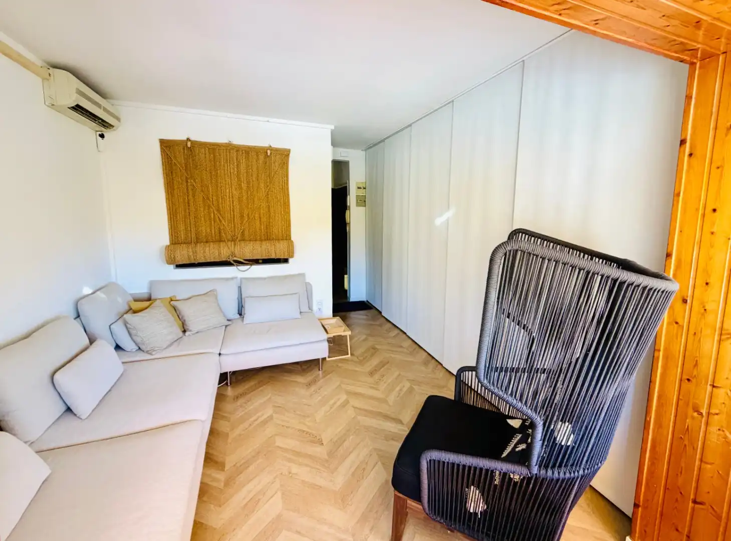Sala de estar de Piso de alquiler en Sitges con Aire acondicionado y Calefacción