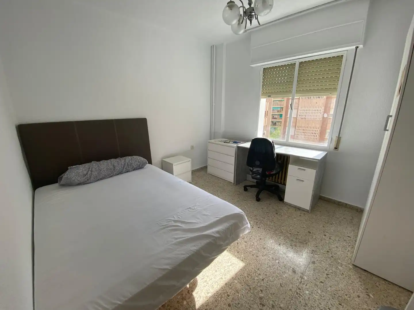 Wohnung zur Miete in Calle Doctor García Reyes, Parque Sur