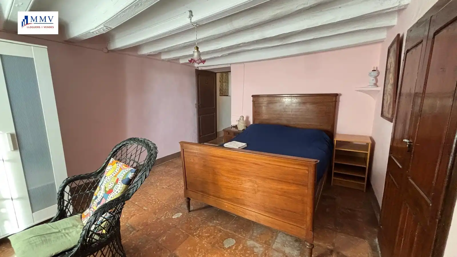 Dormitori de Finca rústica en venda en Vilallonga de Ter amb Jardí privat i Moblat