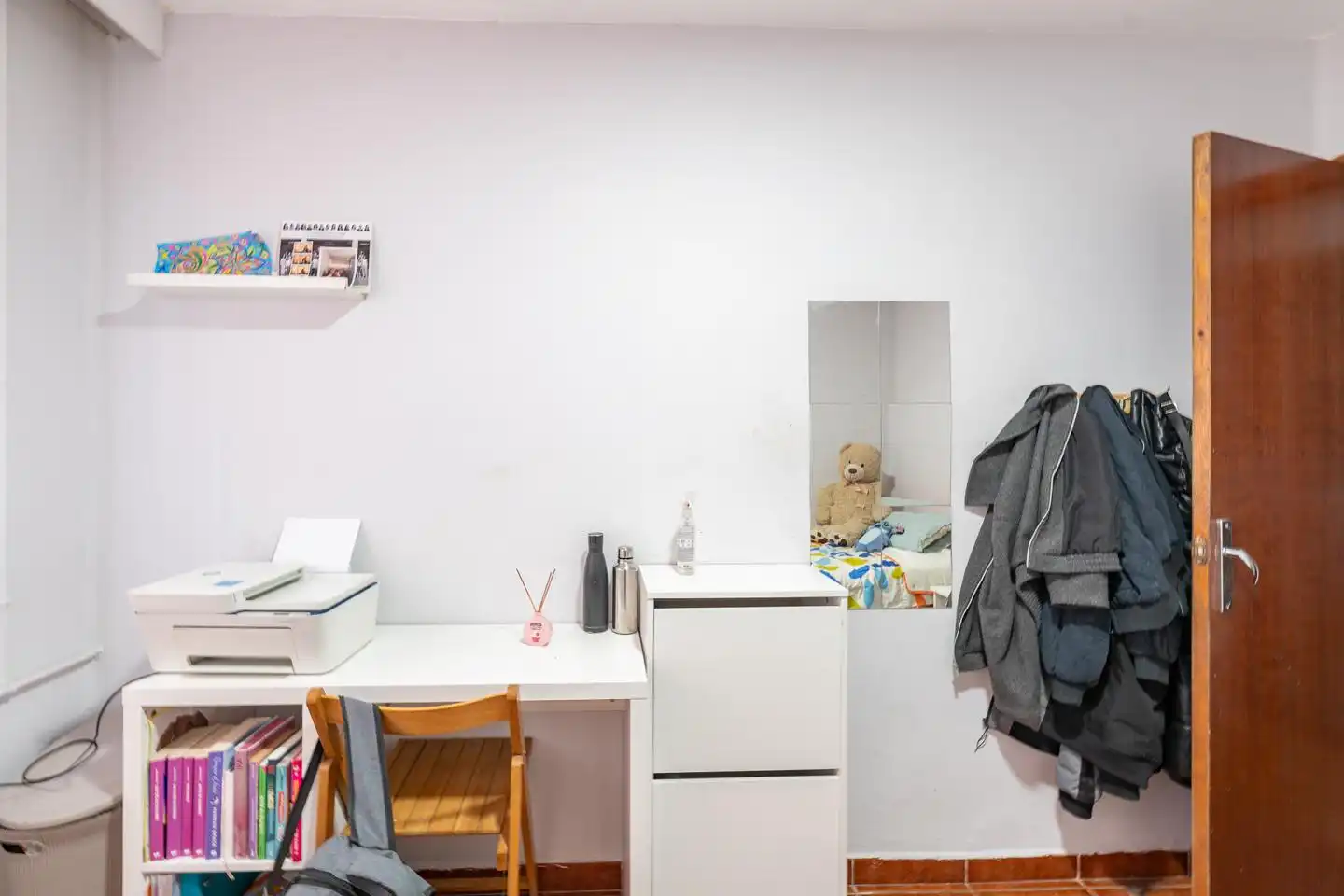 Habitación de Planta baja en venta en Oviedo  con Calefacción y Amueblado